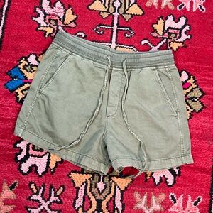 GAP Women's Olive Green Shorts